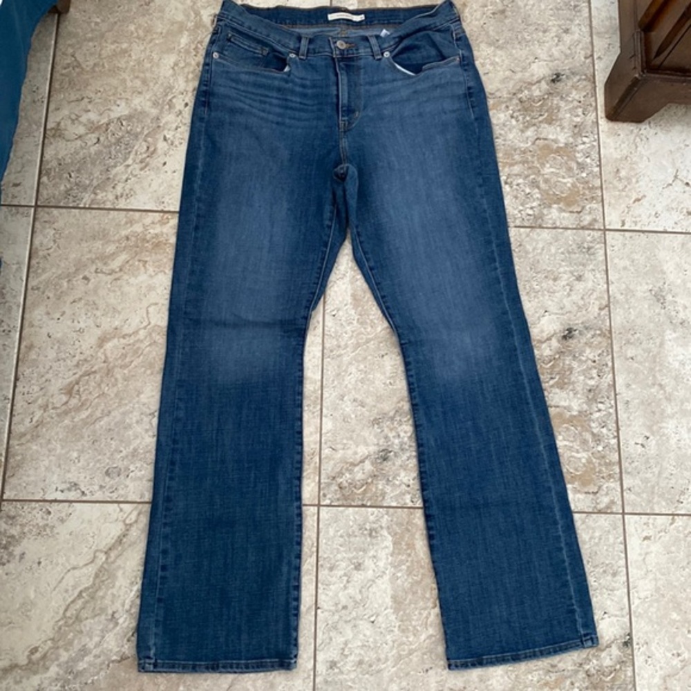 Levi jeans Classic Boot‎ Cut Size 12